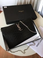 شنطة سان لوران