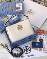 شنطة توري بورش