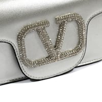 شنطة فالنتينو غارافاني Valentino