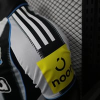 تيشيرت نيوكاسل الاساسي ٢٦/٢٥