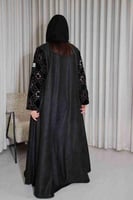 عباية شامواه اسود مع اكمام مطرزه