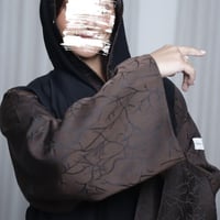 عباية بلاك بيري مع اكمام مشجره بني