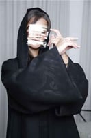 عباية بلاك بيري مع اكمام كتان