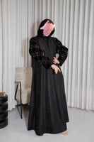 عباية شامواه اسود مع اكمام مطرزه