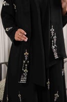 عباية كريب كوبرا مطرز كامل ذهبي