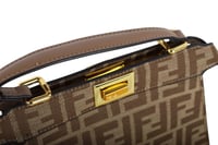 حقيبة فندي بيكابو