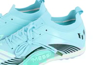 حذاء كرة اديداس