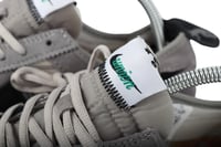 حذاء نايك وافل ون × أندر كوفر