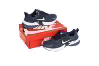 حذاء نايك V2K