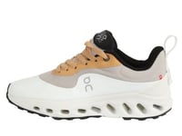 حذاء اون راننق X لويفي