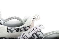 حذاء ديور B22