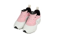 حذاء اون راننق X لويفي