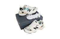 حذاء نيوبلانس 9060