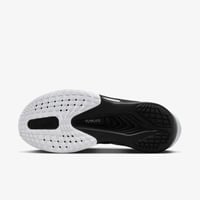 حذاء نايك زوم فلاي6