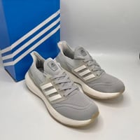 حذاء أديداس ألترا بوست