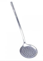 مغرفة مشبكة أو مصفاة كبيرة من الألومنيوم