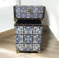 طقم سلة مهملات وعلبة مناديل فاخرة