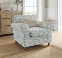 ‏ Flori Accent Chair