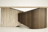 طاولة طعام لوكا