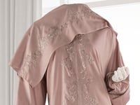 طقم شرشف صلاة مطرز مع سجادة - وردي