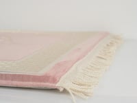 سجادة صلاة شانيل ميموري فوم - وردي 65×115 سم