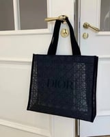 شنطه من ديور بيوتي الجديدة - Dior