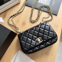 شنطه شانيل اسود سايز 18