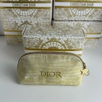 شنطة ميكب من ديور بيوتي الجديدة - Dior