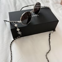 نظارة شانيل مع سلسال