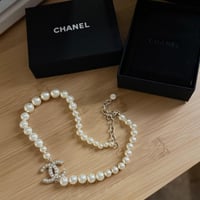 عقد شانيل لؤلو فخم للمناسبات الراقيه مع ملحقات عاد...