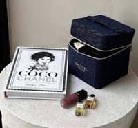 شنطة ميكب شانيل كحلي