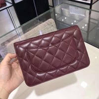 شنطة شانيل عنابي 19 سم