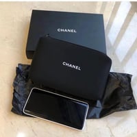 شنطه شانيل للمكياج وتر بروف