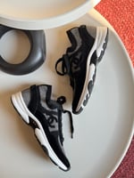 شوز سنكرز شانيل الفخم