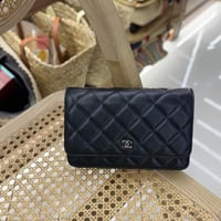 شنطه شانيل كلاتش 20 c اسود جلد