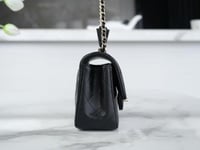 شنطة شانيل هاندل اسود 20 سم