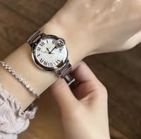 ساعة كارتير بالون نسائيه فضي مقاس 31mm