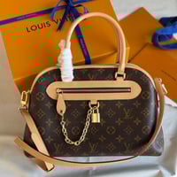 حقيبة لويس فيتون "إيفر مور بي إم