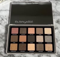 ظل بديل ناتاشا دينونا