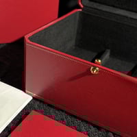 ساعة كارتير نسائيه ذهبي وفضي مع ملحقات ماستر