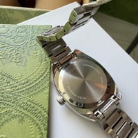 ساعه قوتشي + ملحقات ماستر