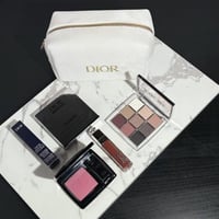 مجموعة ديور