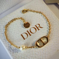 اسوره ديور ذهبي مع لؤلؤ ابيض مع ملحقات