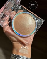 اضاءه كرستين ذهبي