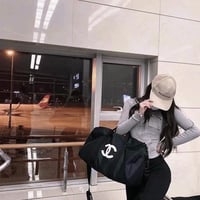 شنطه من شانيل رياضية وللسفر