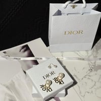 حلق ديور لؤلؤ ذهبي مع ملحقات