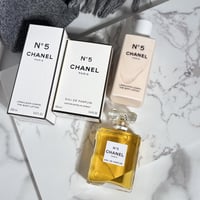 عطر ان فايف شانيل + بودي لوشن شانيل
