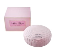 مجموعه بودره معطره وزيت مرطب للجسم