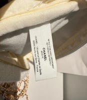 شنطه شانيل الشتويه ابيض