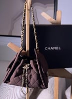شنطة شانيل كوكو هاندل بني مقاس 20